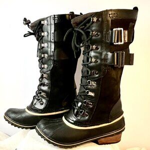 Sorel Black Joan of Arc Waterproof Women’s Lace-Up boots / Size 5.5